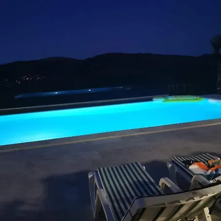 Casa Bella Vista פאפה